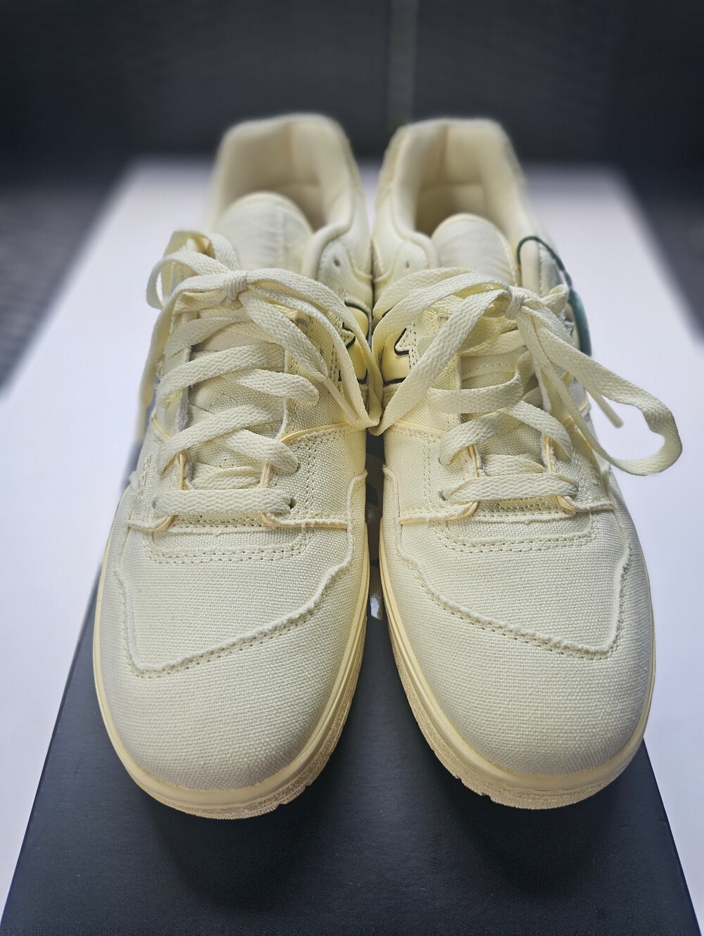 ​New Balance 550 Canvas Cream Yellow Sneakers Shoes Mens Size 8.5 BNIB